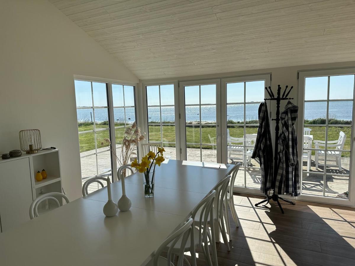 Beach Cabin Hollviken Exterior photo